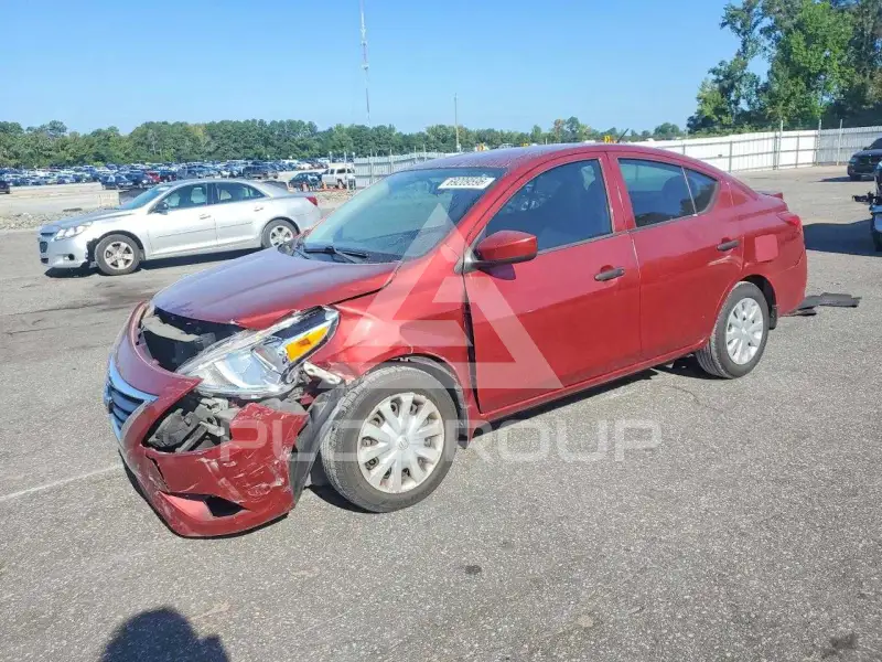 2017 Nissan VERSA фото