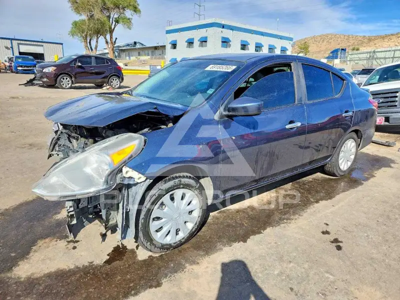 2017 Nissan VERSA фото