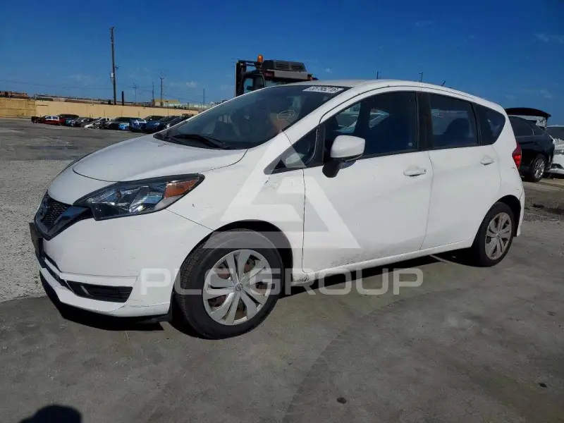 2017 Nissan VERSA photo