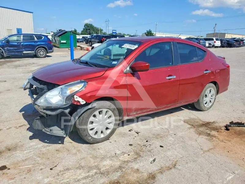 2017 Nissan VERSA photo