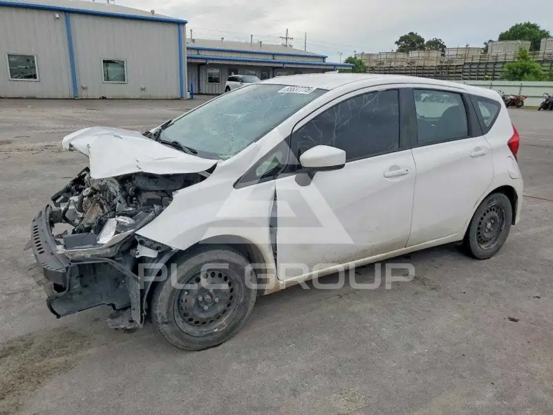 2017 Nissan VERSA фото