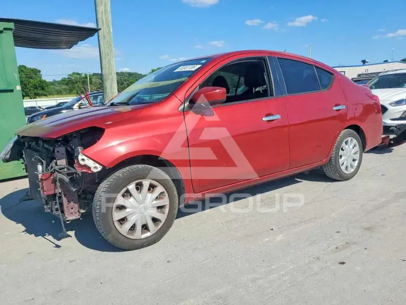 2017 Nissan VERSA photo
