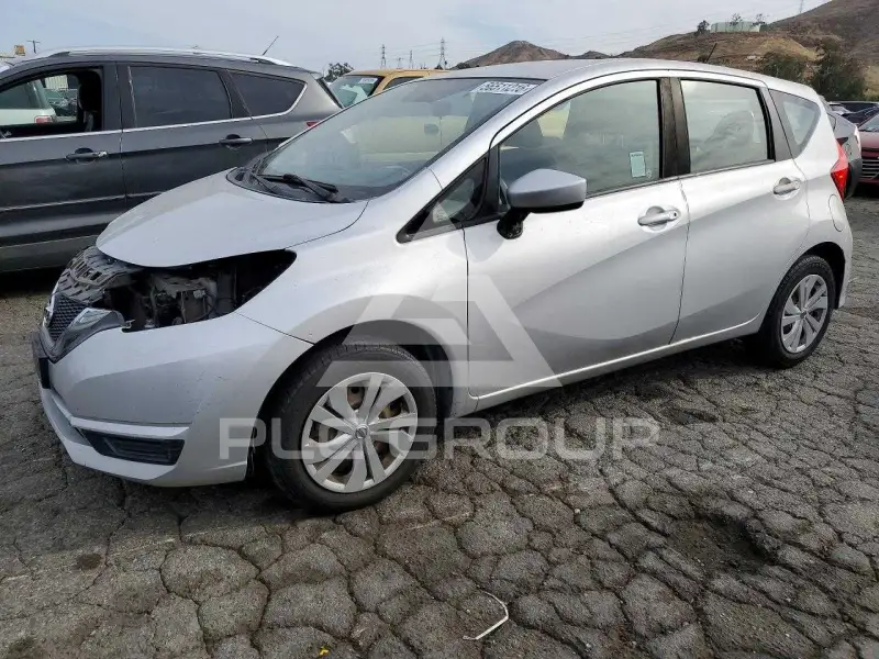 2017 Nissan VERSA photo