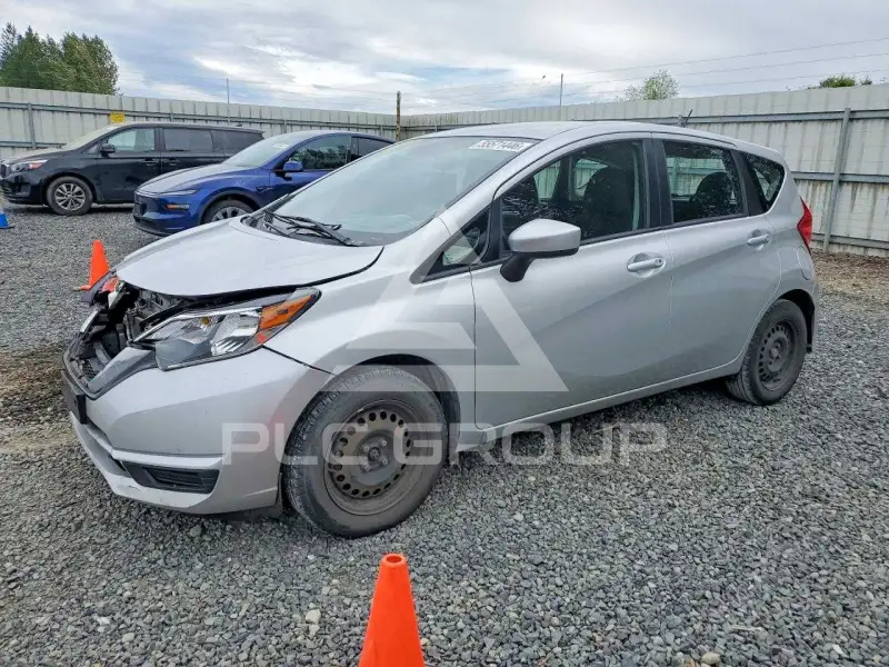 2017 Nissan VERSA фото
