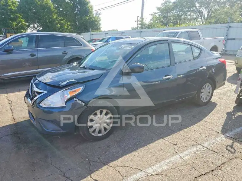 2017 Nissan VERSA фото