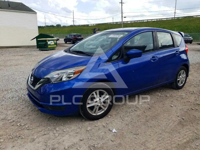 2017 Nissan VERSA photo