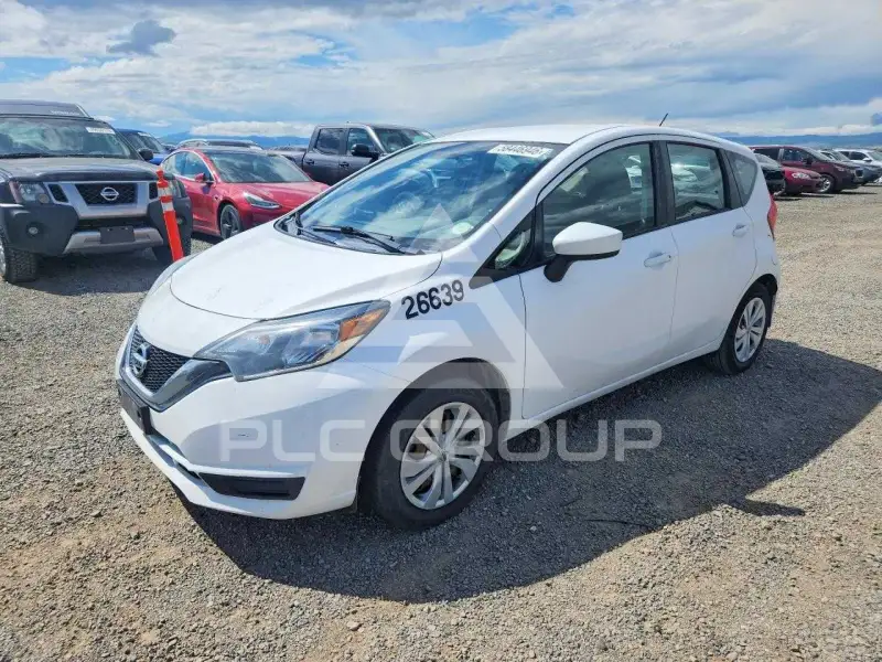 2017 Nissan VERSA photo