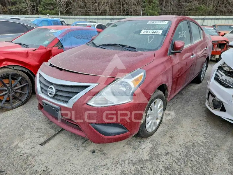 2017 Nissan VERSA фото