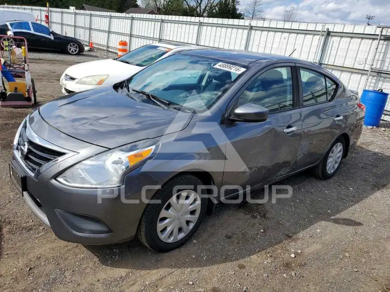 2017 Nissan VERSA фото