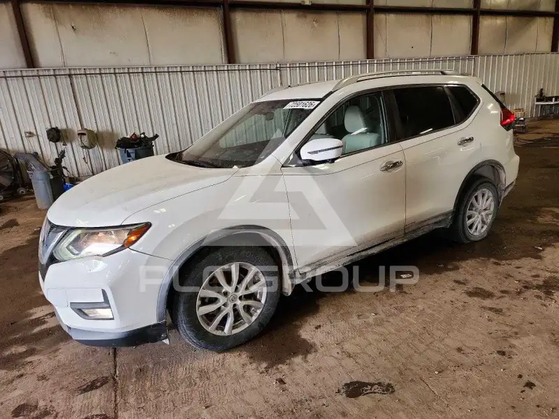 2017 Nissan ROGUE photo