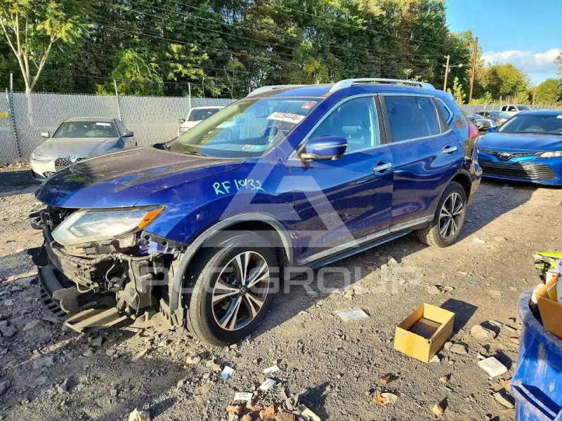 2017 Nissan ROGUE фото
