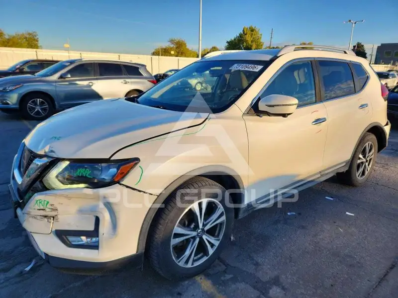 2017 Nissan ROGUE фото