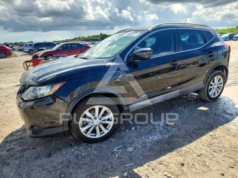 2017 Nissan ROGUE фото
