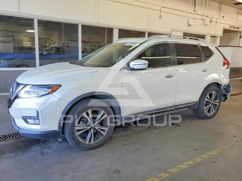 2017 Nissan ROGUE фото