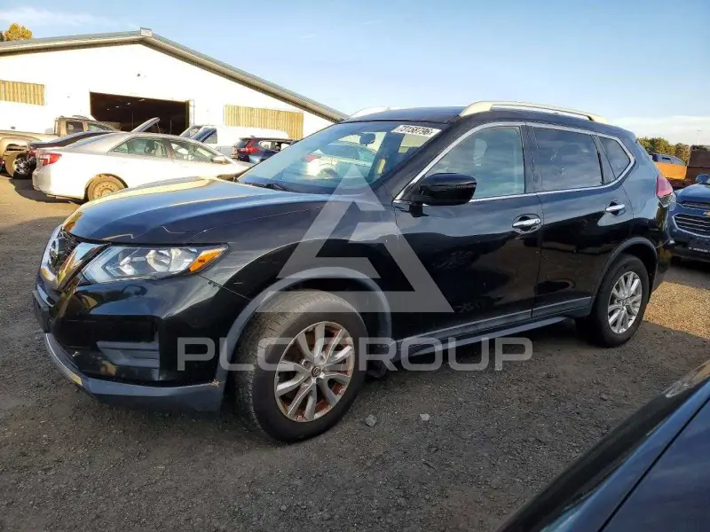 2017 Nissan ROGUE photo