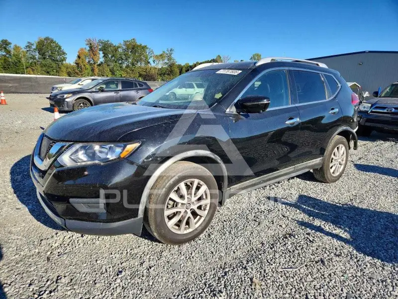 2017 Nissan ROGUE photo