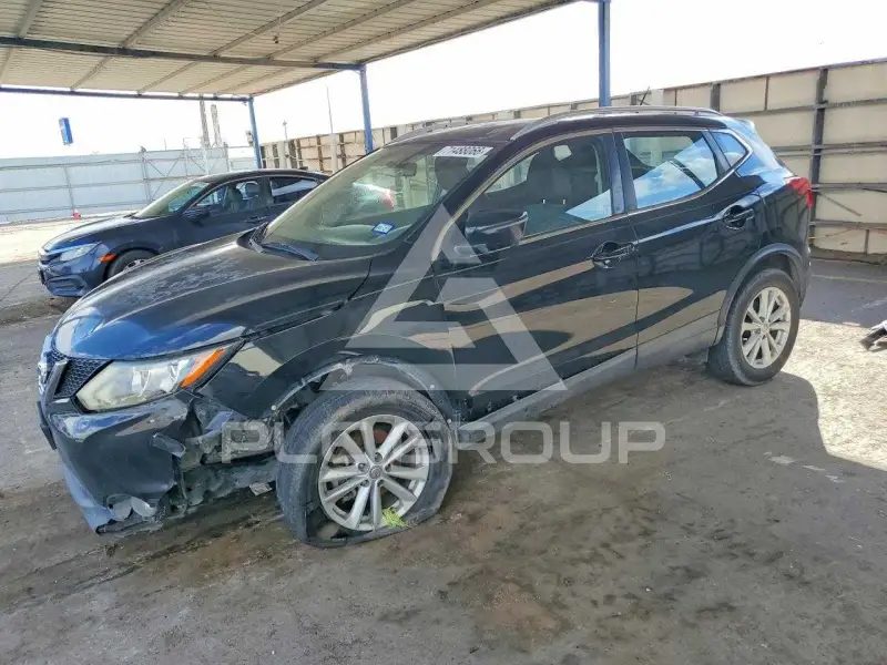 2017 Nissan ROGUE фото