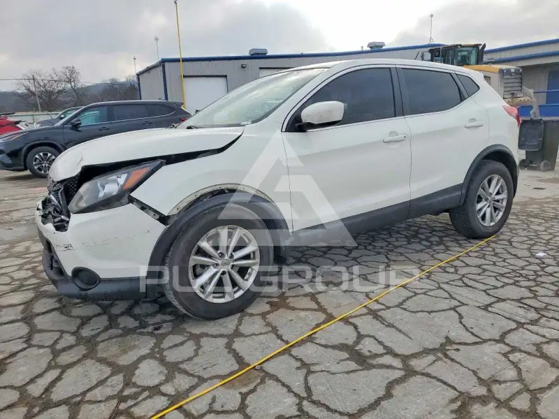 2017 Nissan ROGUE фото