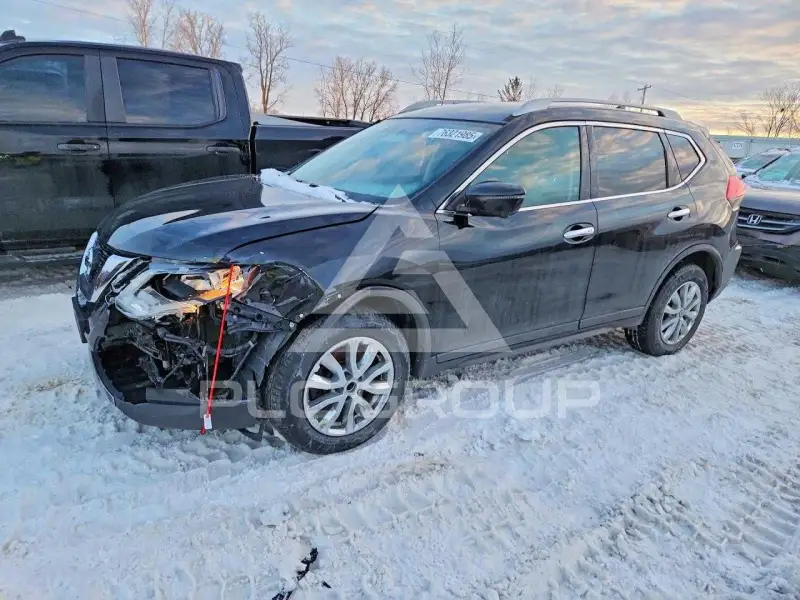 2017 Nissan ROGUE photo
