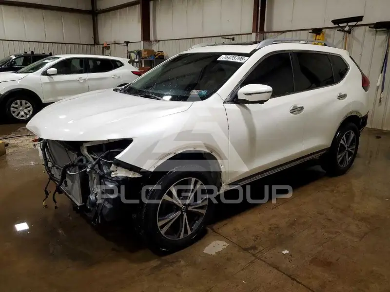 2017 Nissan ROGUE фото
