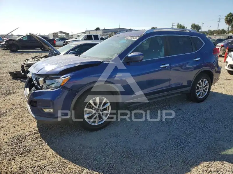 2017 Nissan ROGUE photo