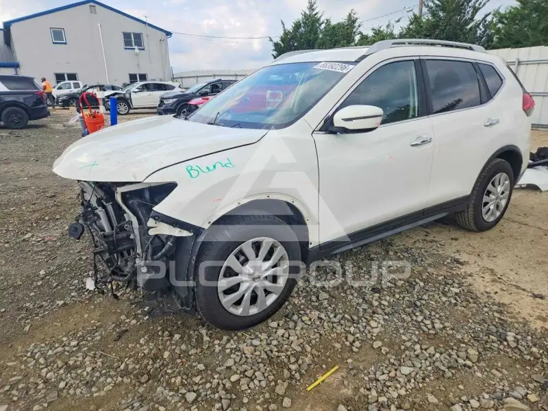2017 Nissan ROGUE фото