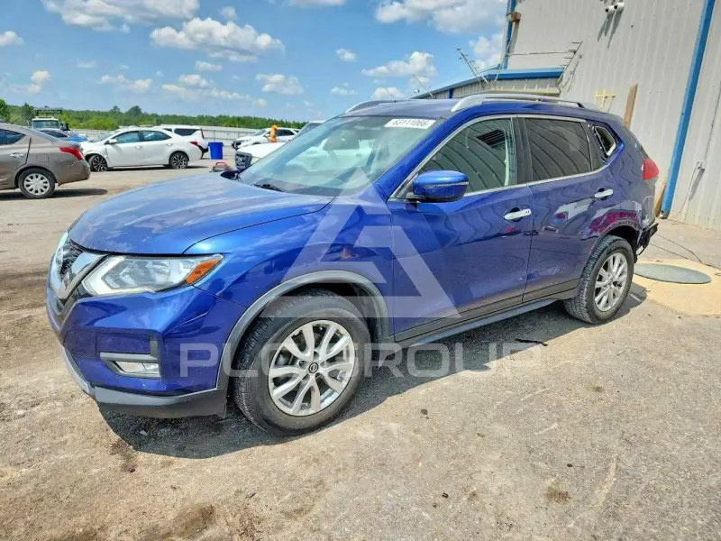 2017 Nissan ROGUE photo