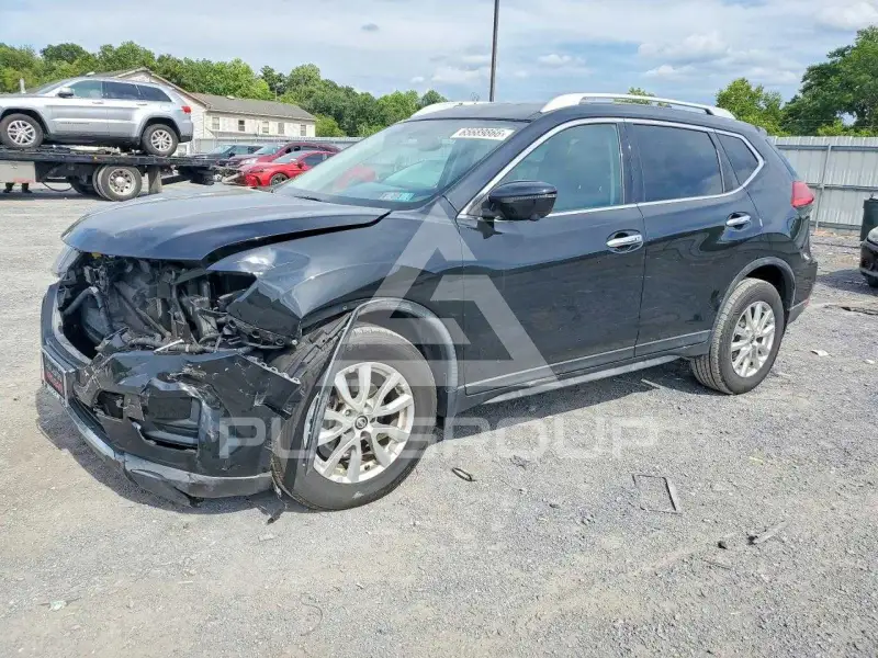 2017 Nissan ROGUE photo