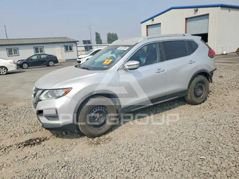 2017 Nissan ROGUE фото