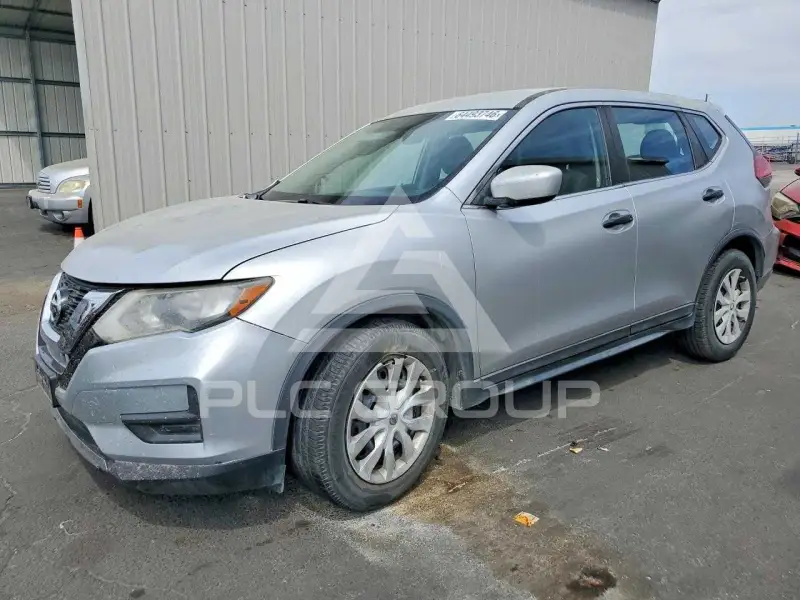 2017 Nissan ROGUE photo
