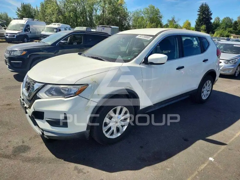 2017 Nissan ROGUE photo