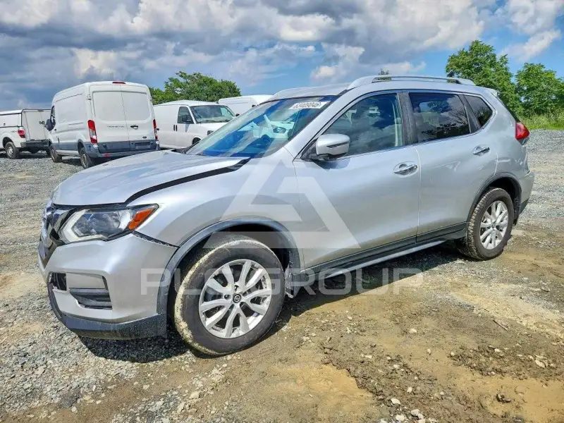 2017 Nissan ROGUE photo