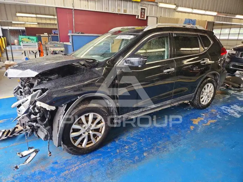 2017 Nissan ROGUE фото