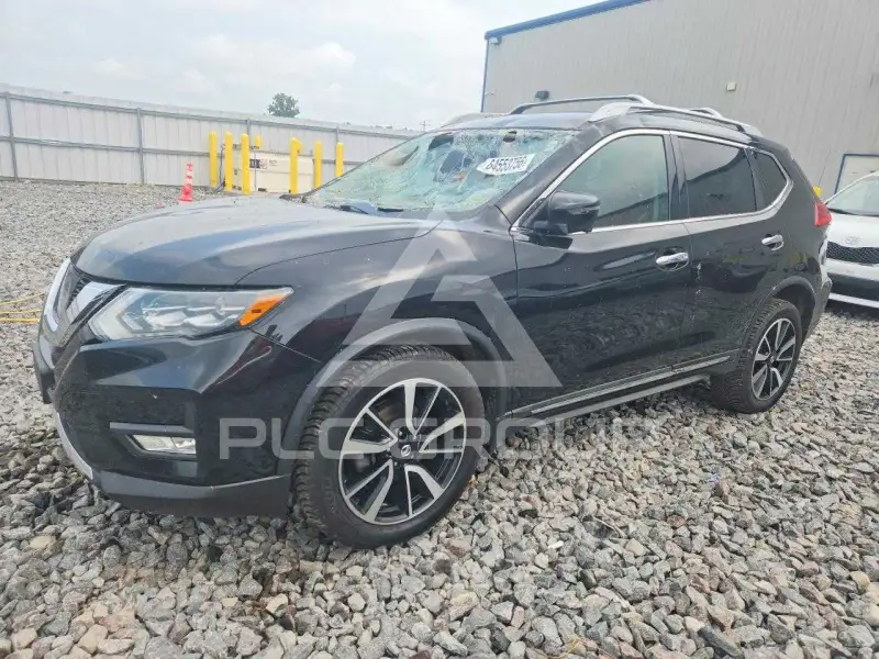 2017 Nissan ROGUE photo