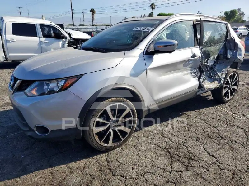 2017 Nissan ROGUE фото