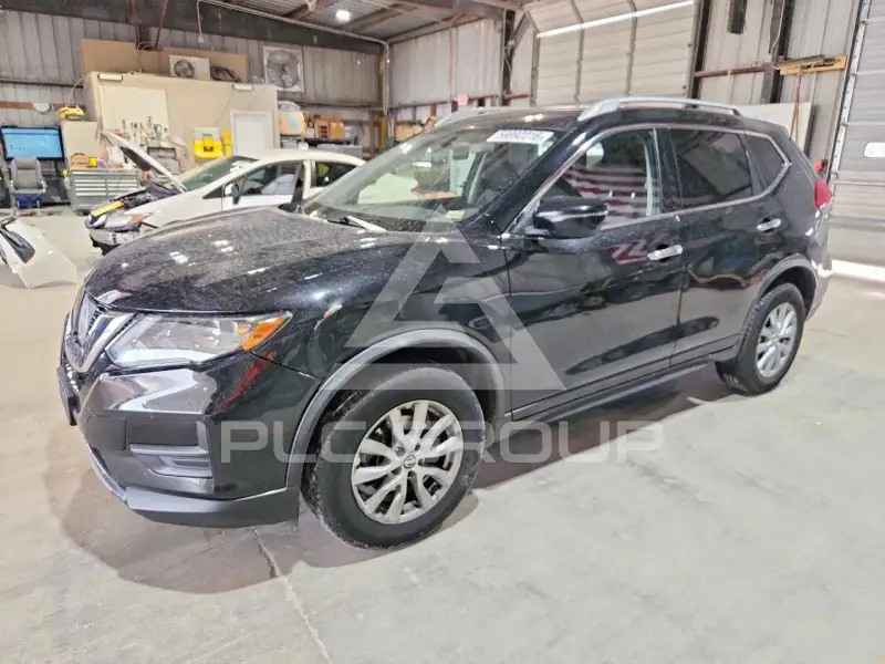 2017 Nissan ROGUE photo