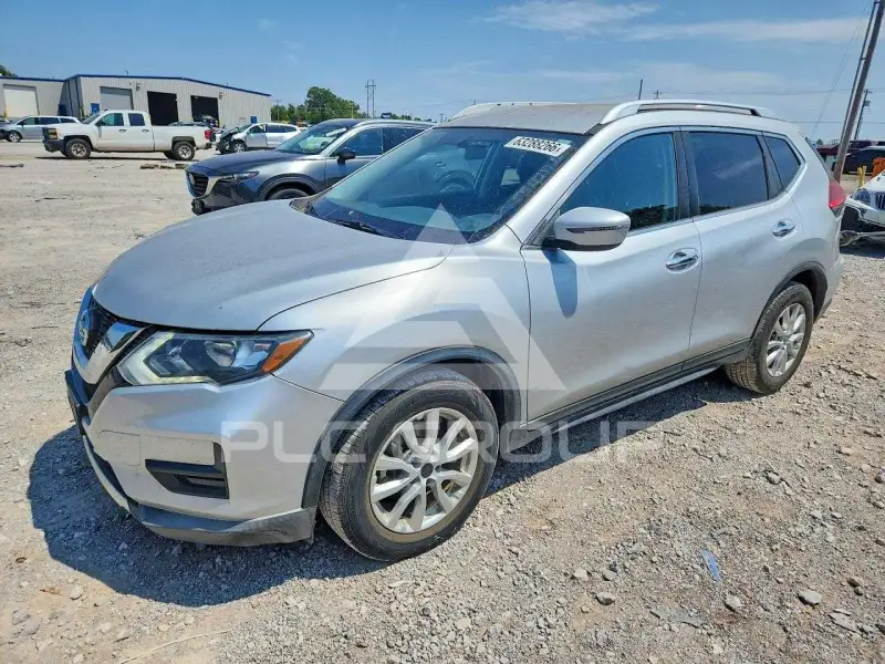 2017 Nissan ROGUE photo