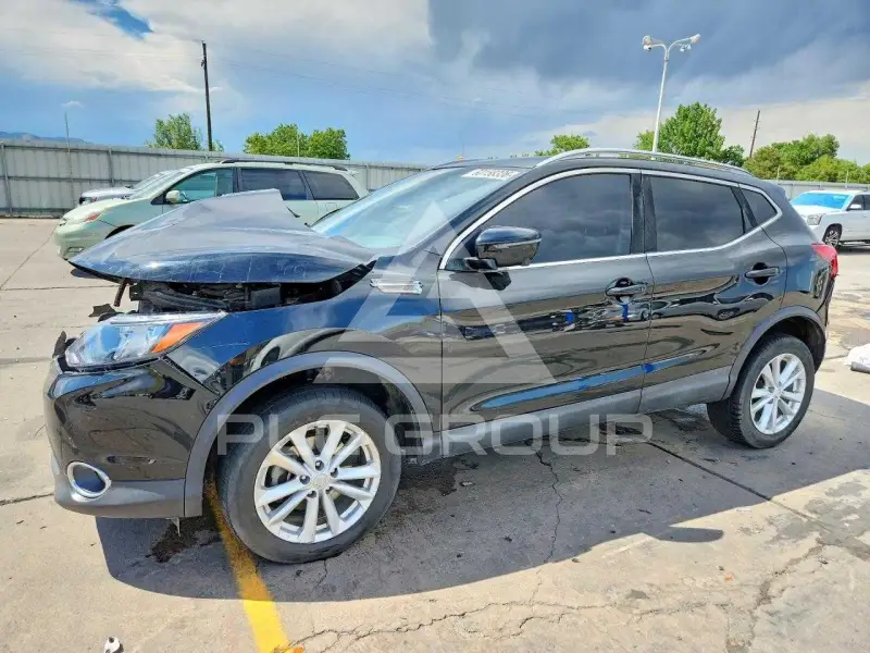 2017 Nissan ROGUE фото