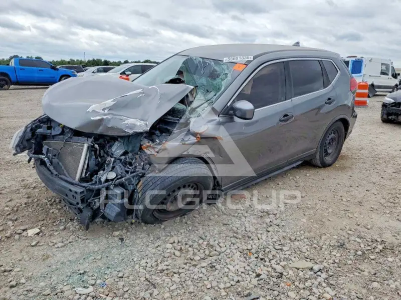 2017 Nissan ROGUE photo