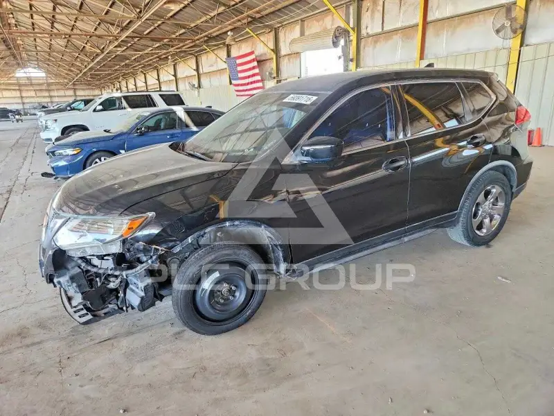 2017 Nissan ROGUE photo