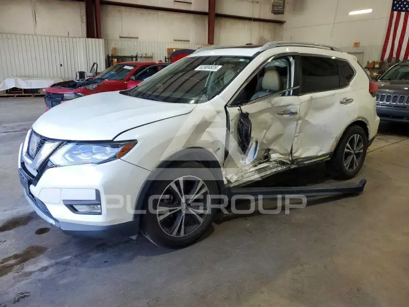 2017 Nissan ROGUE фото