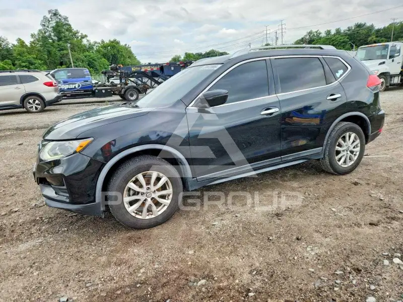 2017 Nissan ROGUE photo