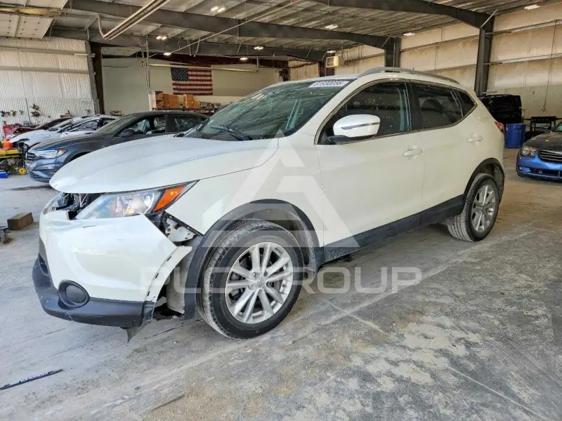 2017 Nissan ROGUE фото