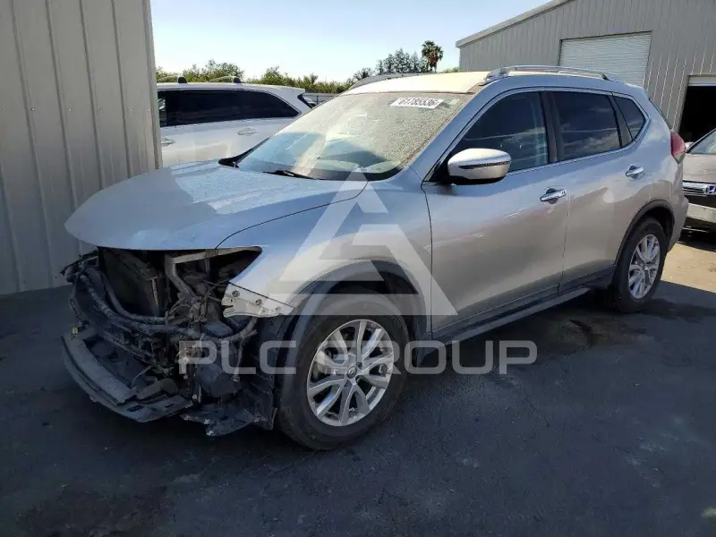 2017 Nissan ROGUE photo