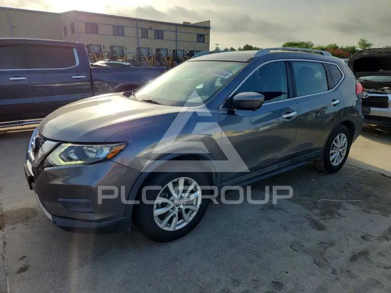 2017 Nissan ROGUE photo