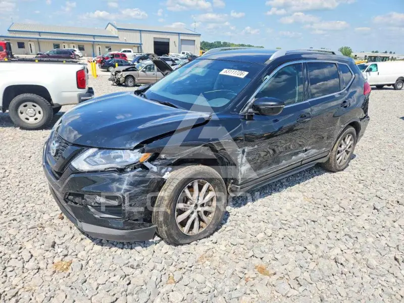 2017 Nissan ROGUE photo