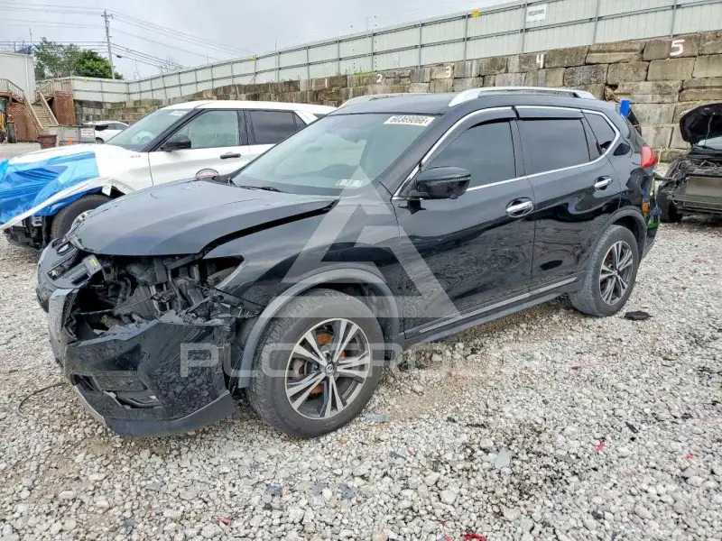 2017 Nissan ROGUE photo