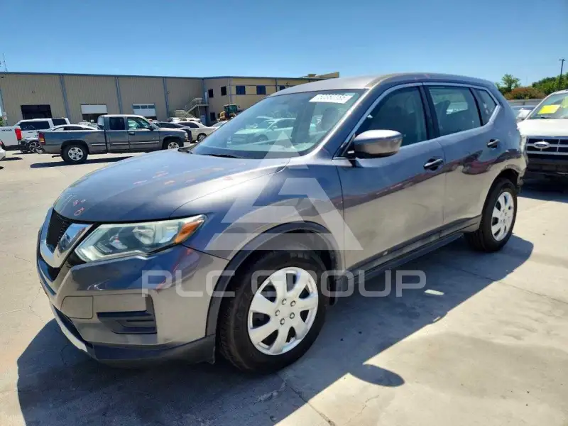 2017 Nissan ROGUE photo