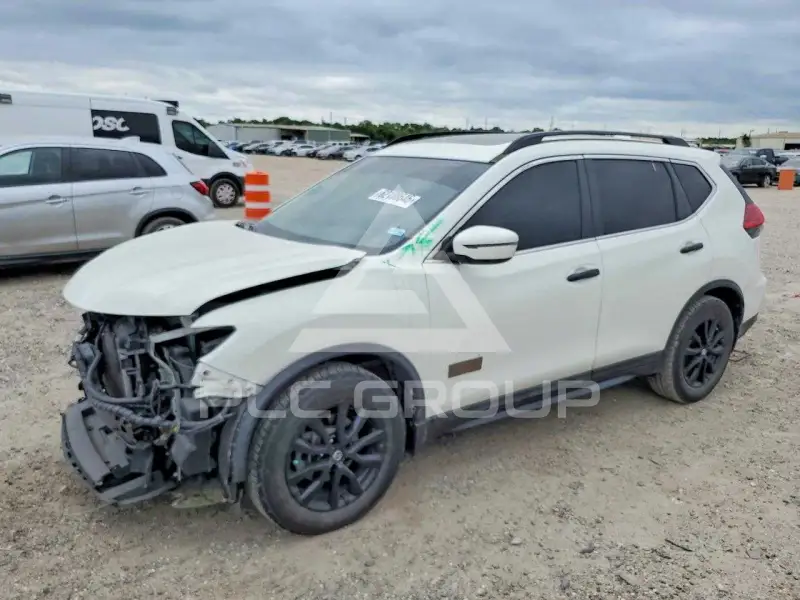 2017 Nissan ROGUE фото