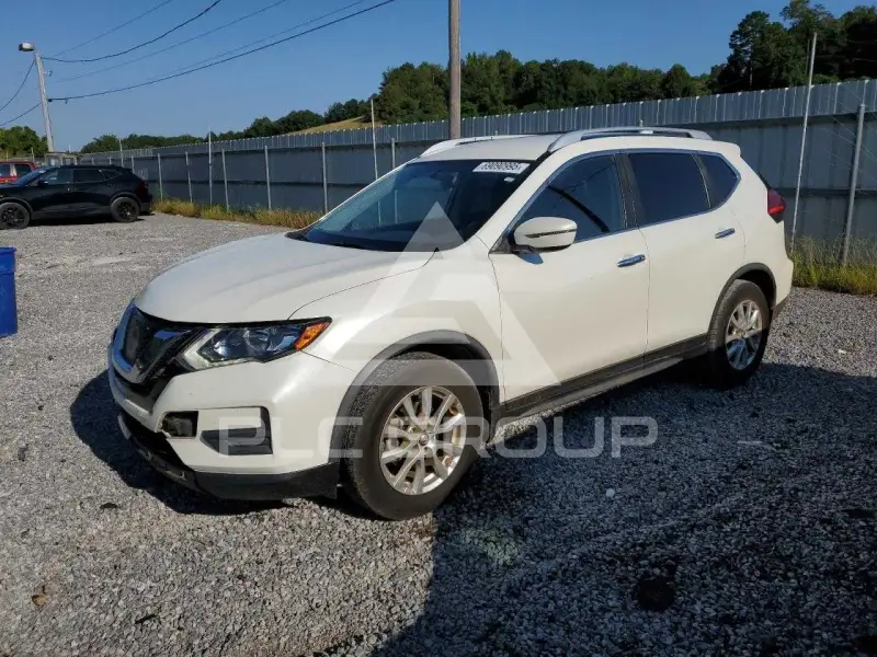 2017 Nissan ROGUE фото